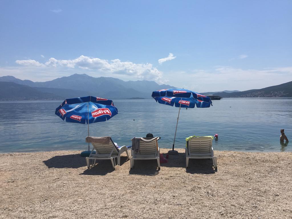Villa Alla Bed And Breakfast Herceg Novi Exterior foto