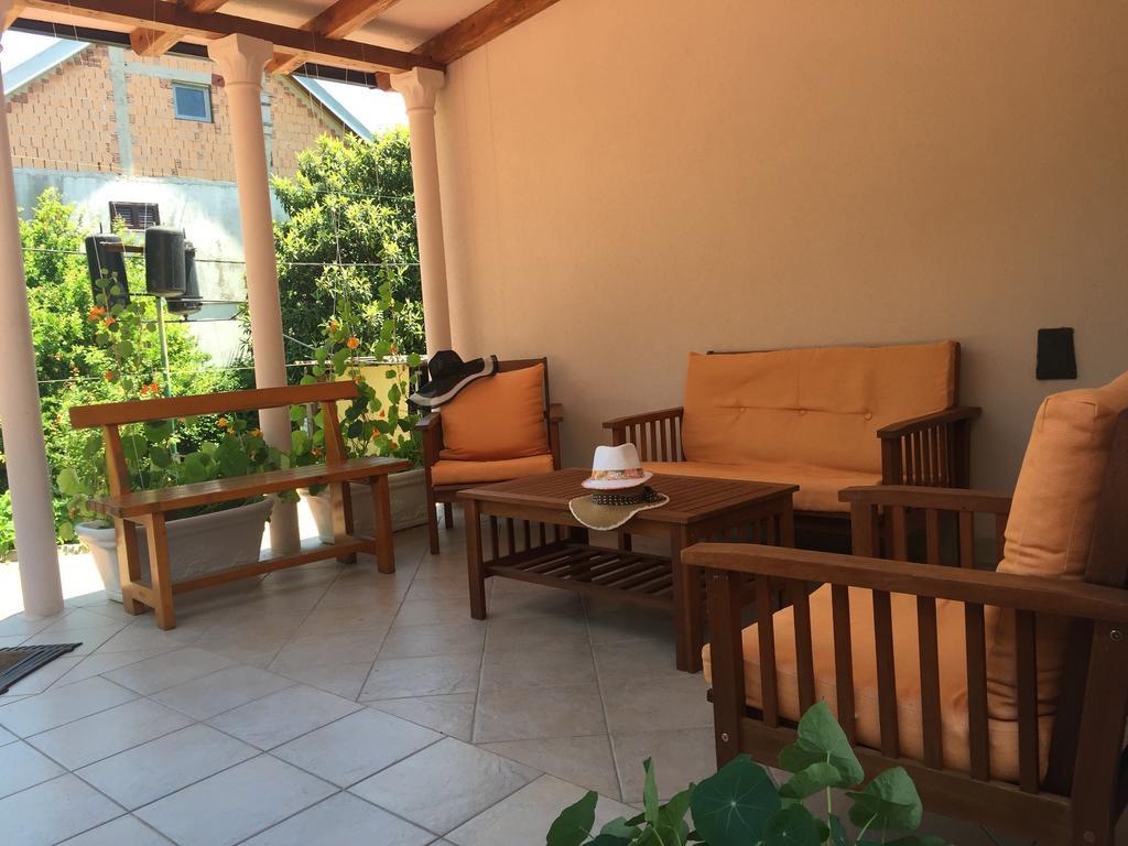 Villa Alla Bed And Breakfast Herceg Novi Exterior foto