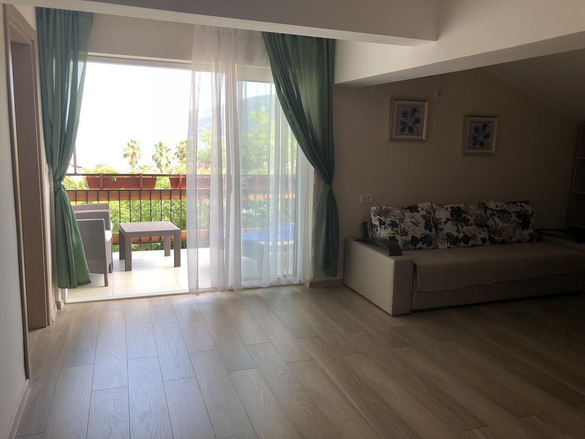 Villa Alla Bed And Breakfast Herceg Novi Exterior foto